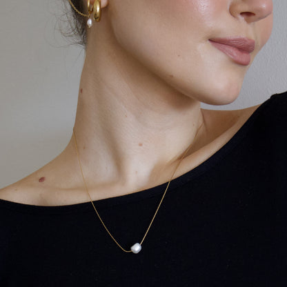 18k Gold Plated Dainty Pearl Necklace