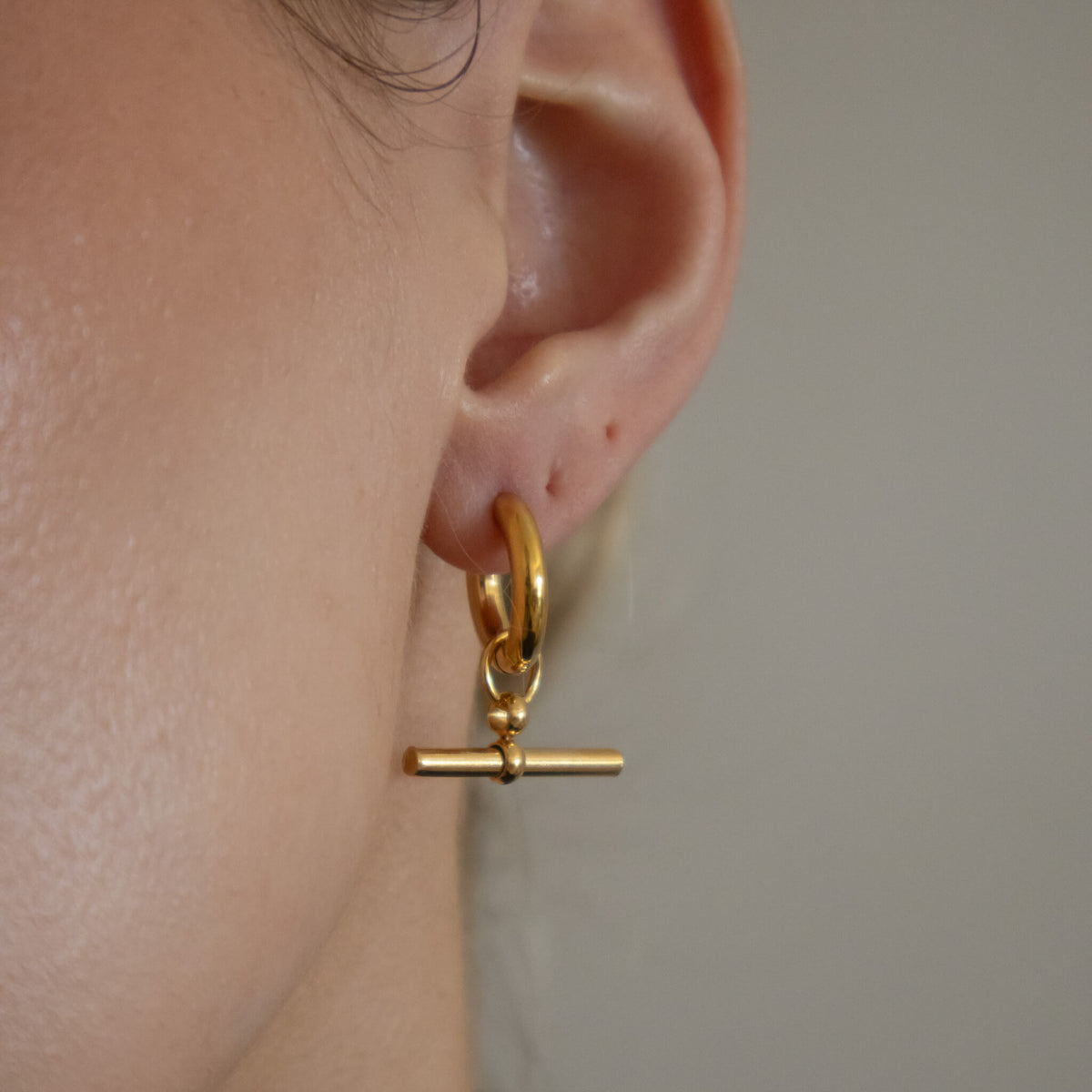 18k Gold Plated T-Bar Hoop Earrings